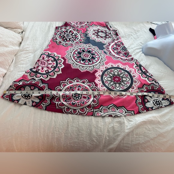 Cute, colorful sleeveless sundress with pockets. Petite small - Picture 6 of 8